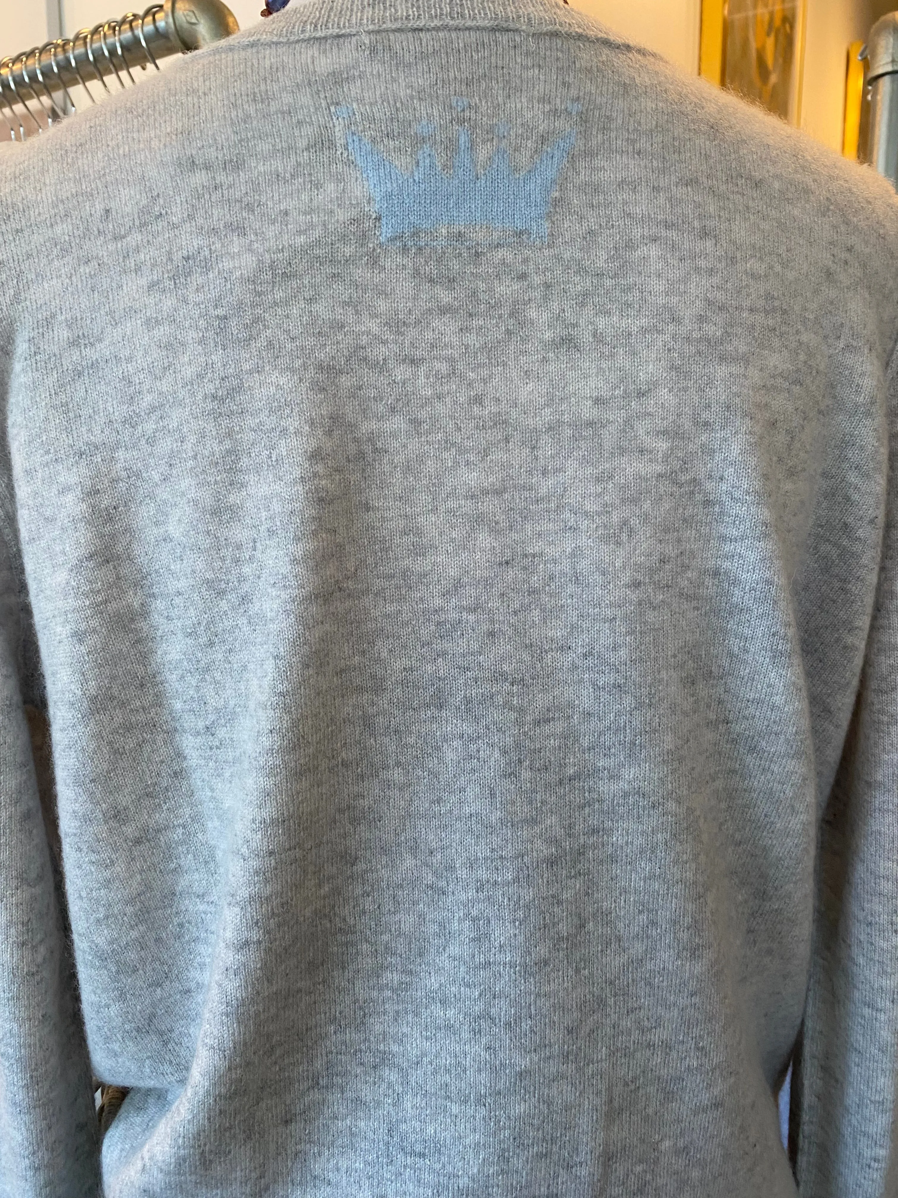 Brazeau Tricot Sterling/Pool High V Neck Cashmere Sweater