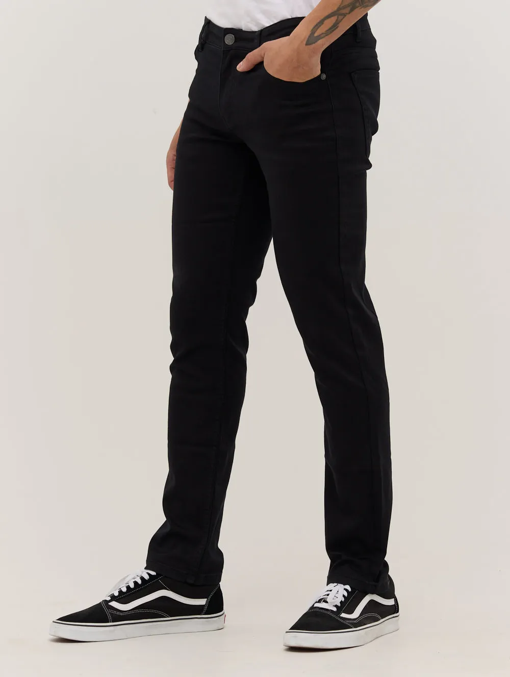 Cole Comfort Knit 5-Pocket Jeans