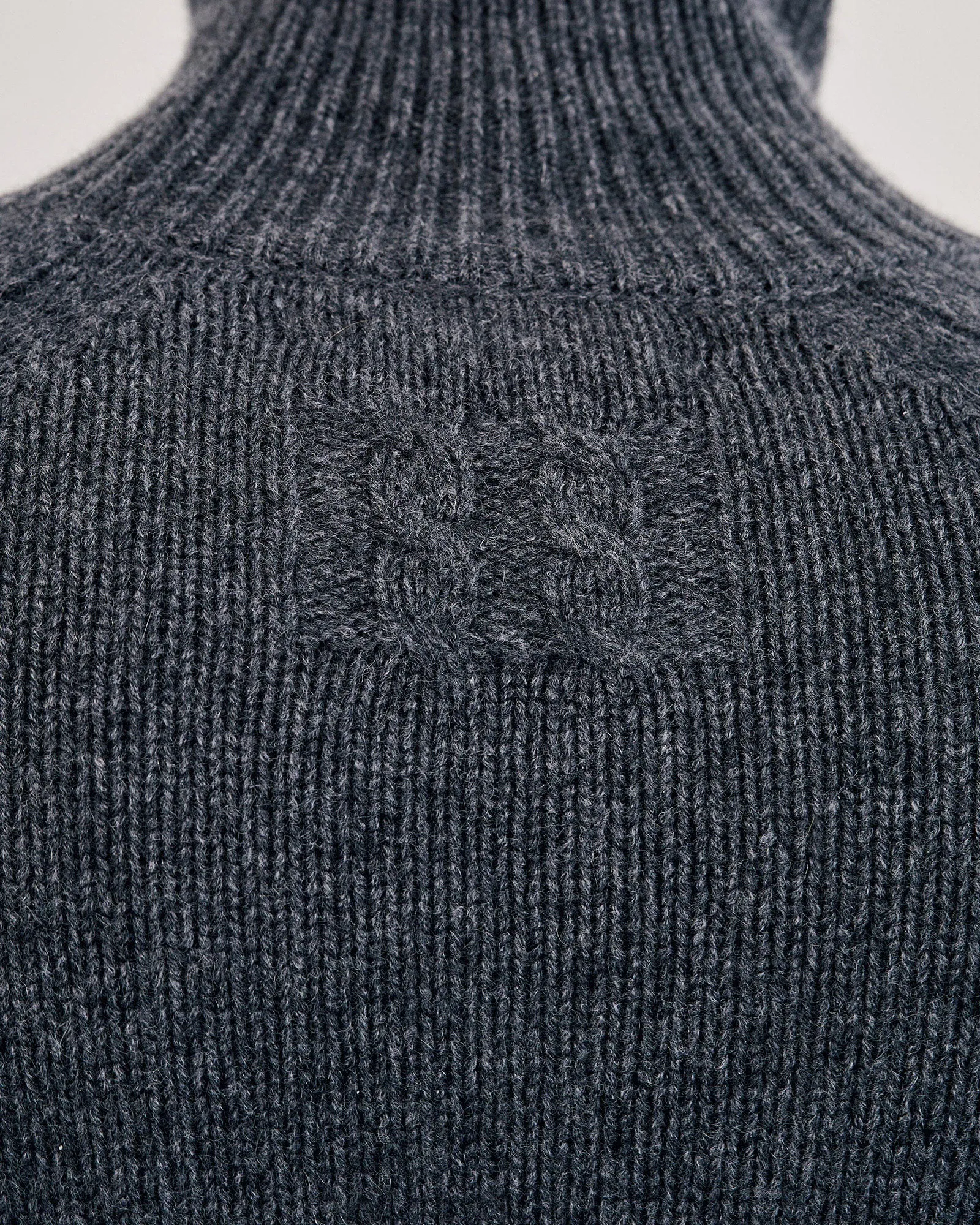 LANDAL CASHMERE SWEATER