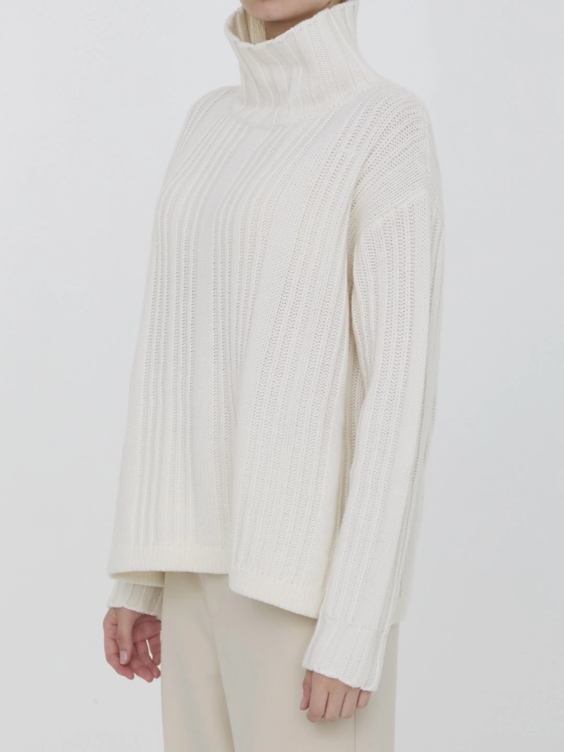 Max Mara Vitalba Wool-Cashmere Turtleneck Sweater