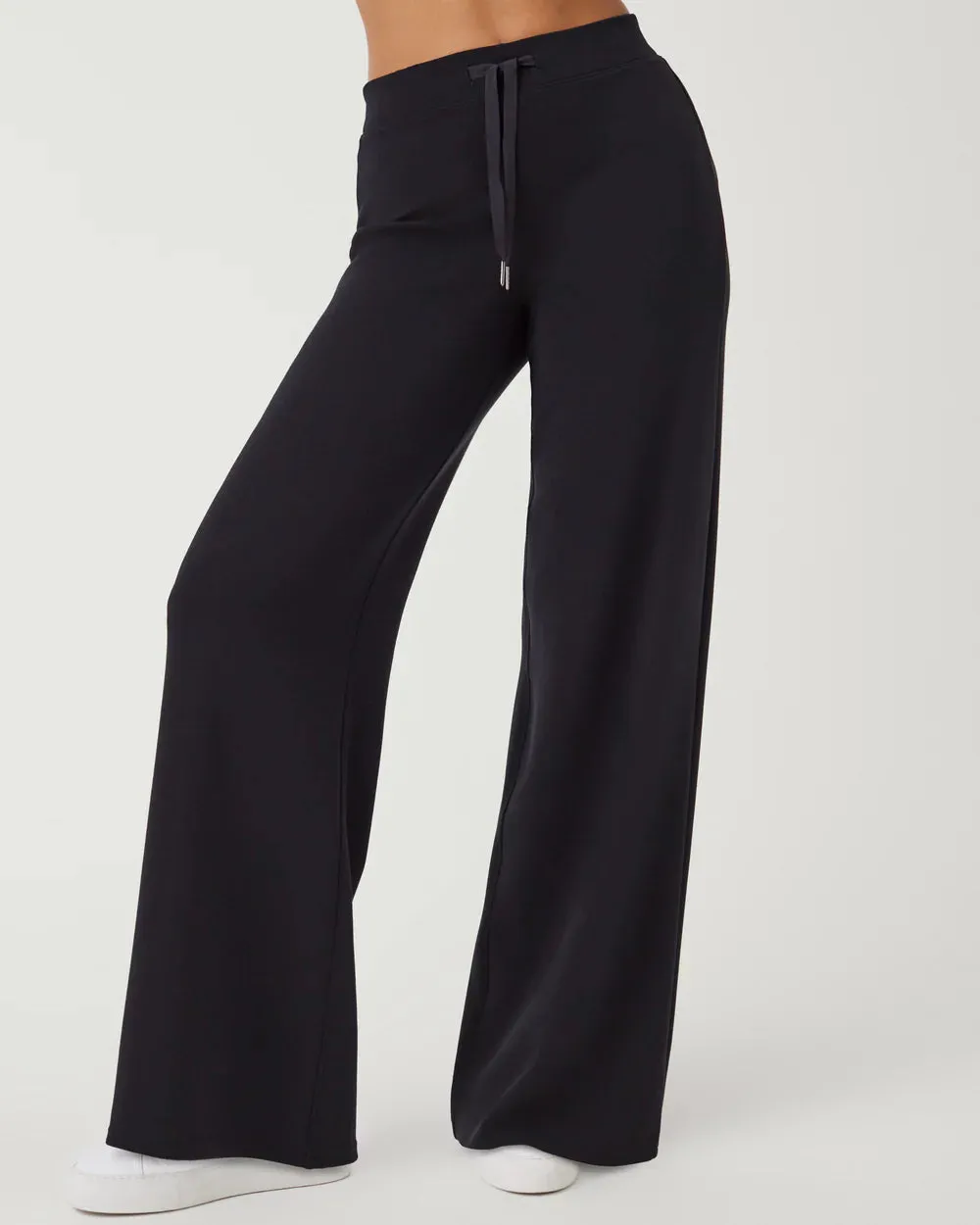 SPANX AirEssentials Wide Leg Pant